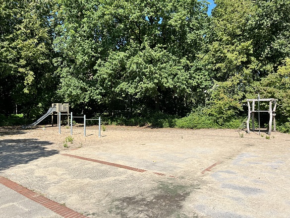 Einblicke auf den Schulhof